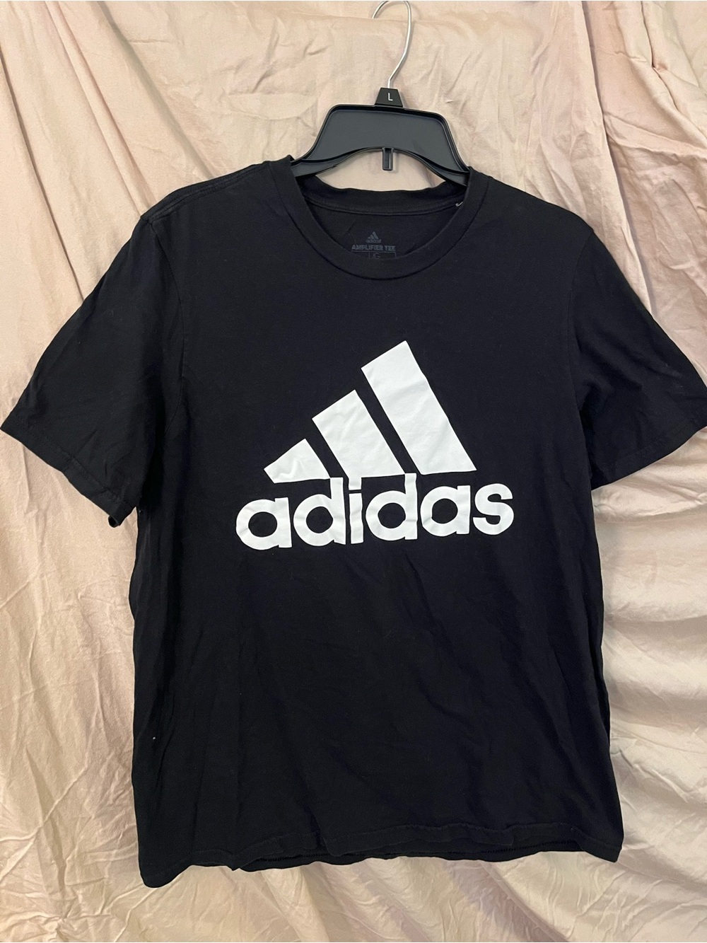 adidas unisex Black Short Sleeve Crew Neck Graphic Logo amplified tee Size LG